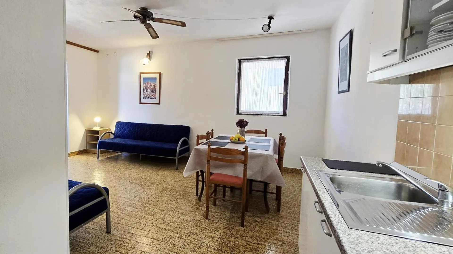 Holiday House Jakasa Trogir 0*,