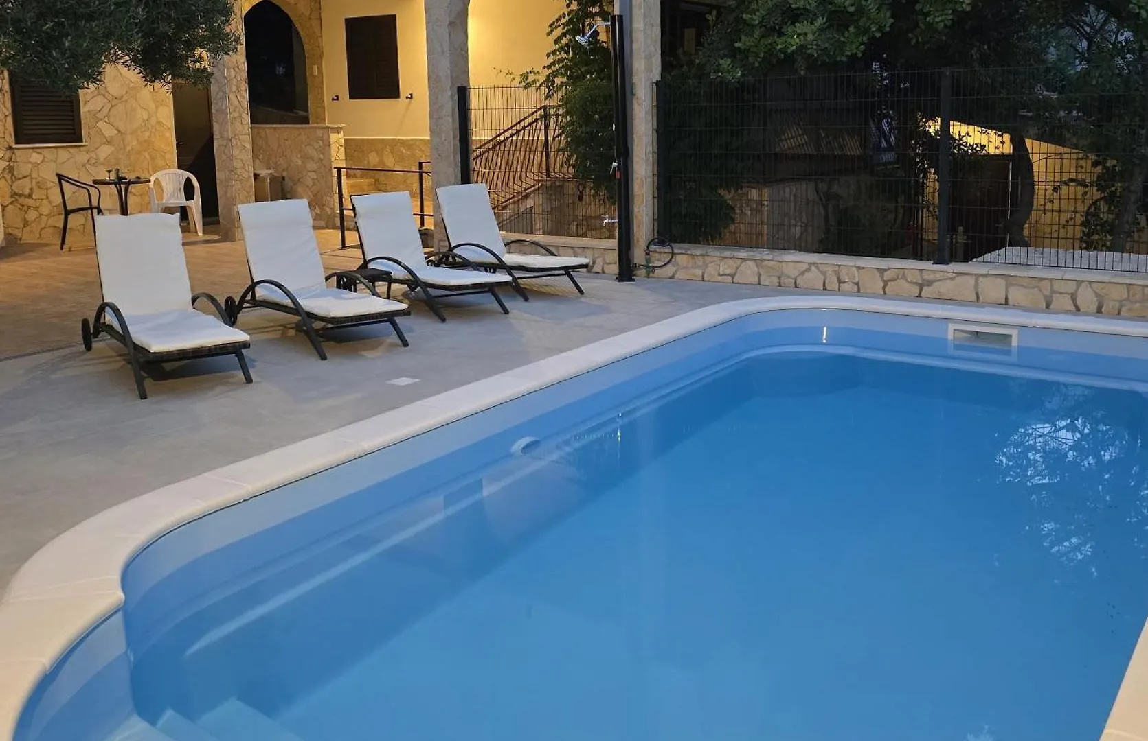 Apartment Holiday House Jakasa Trogir