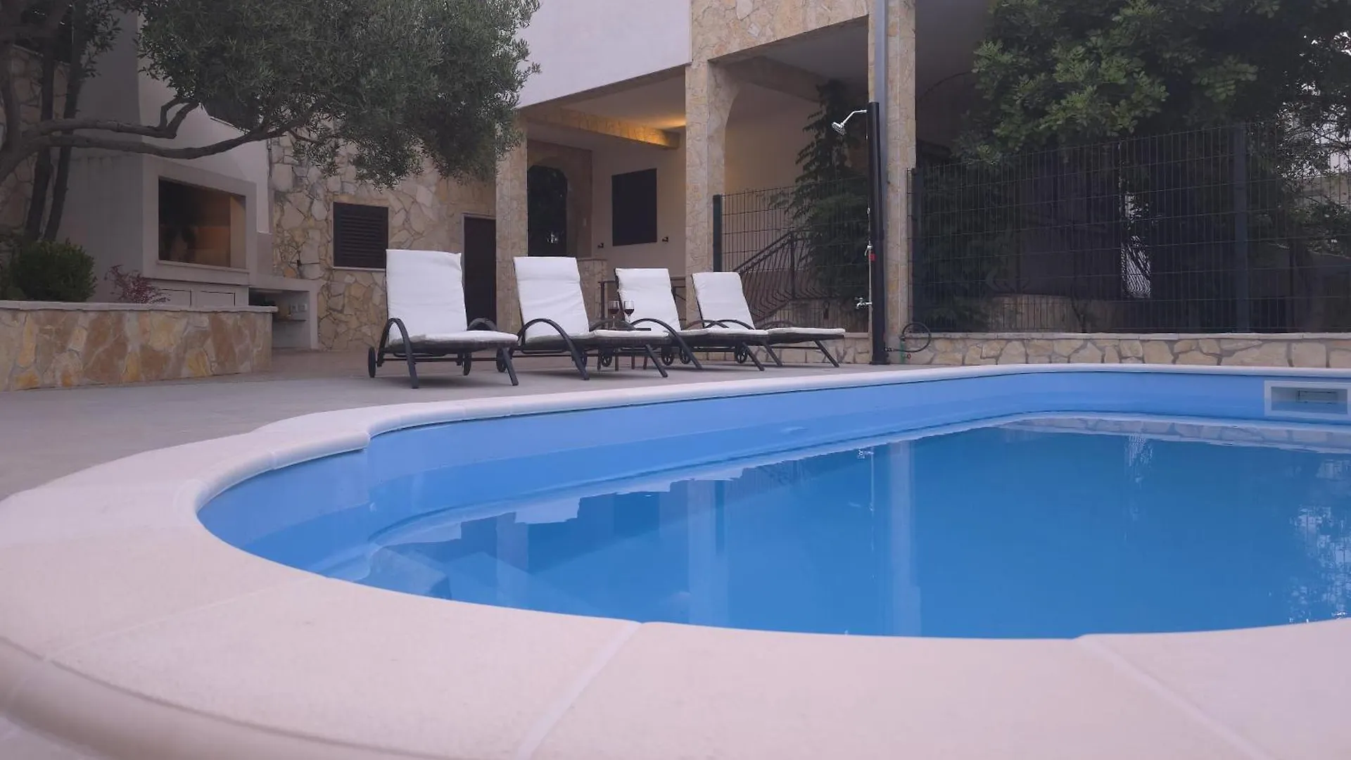 Holiday House Jakasa Trogir 0*,