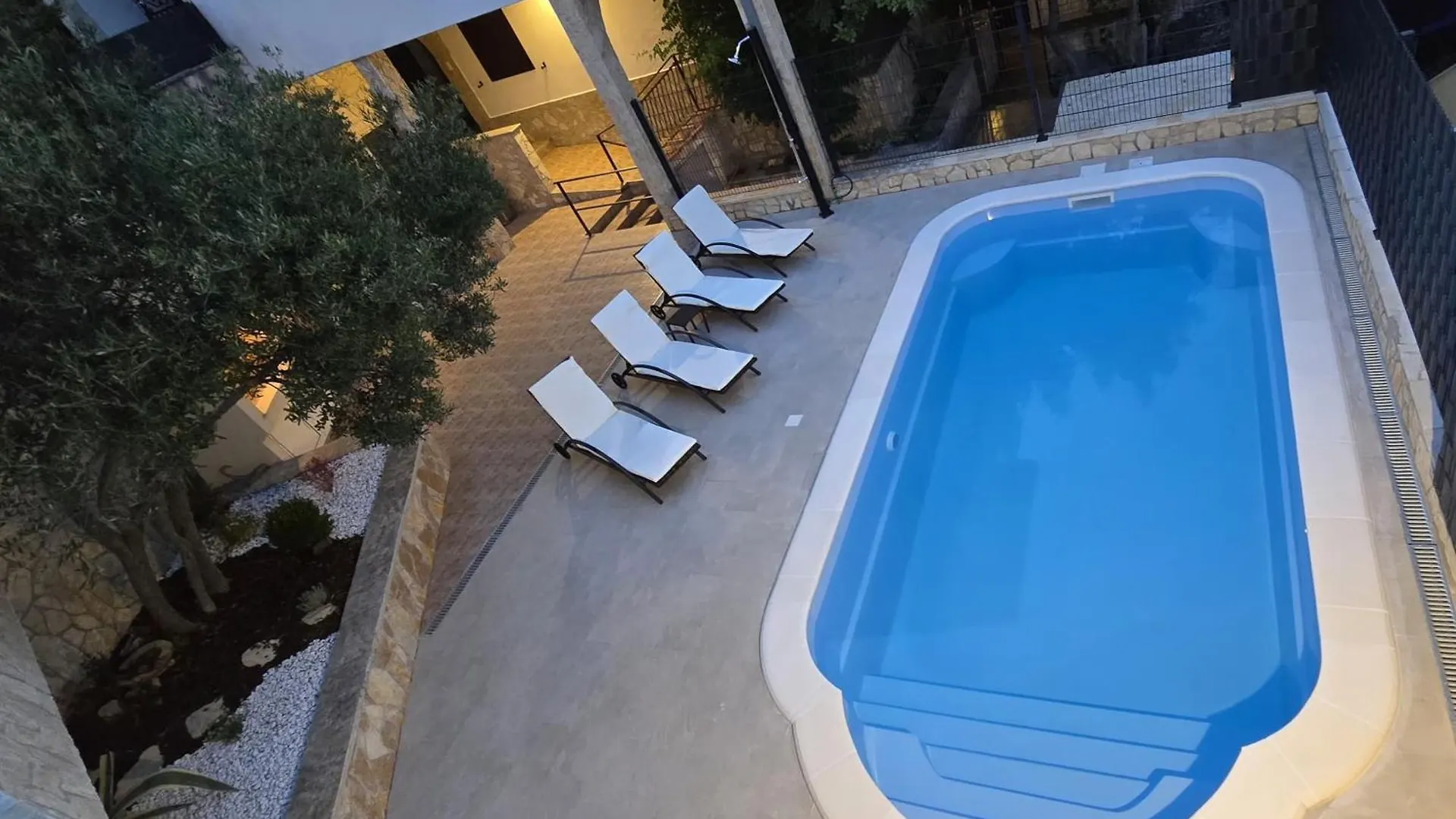 Apartment Holiday House Jakasa Trogir