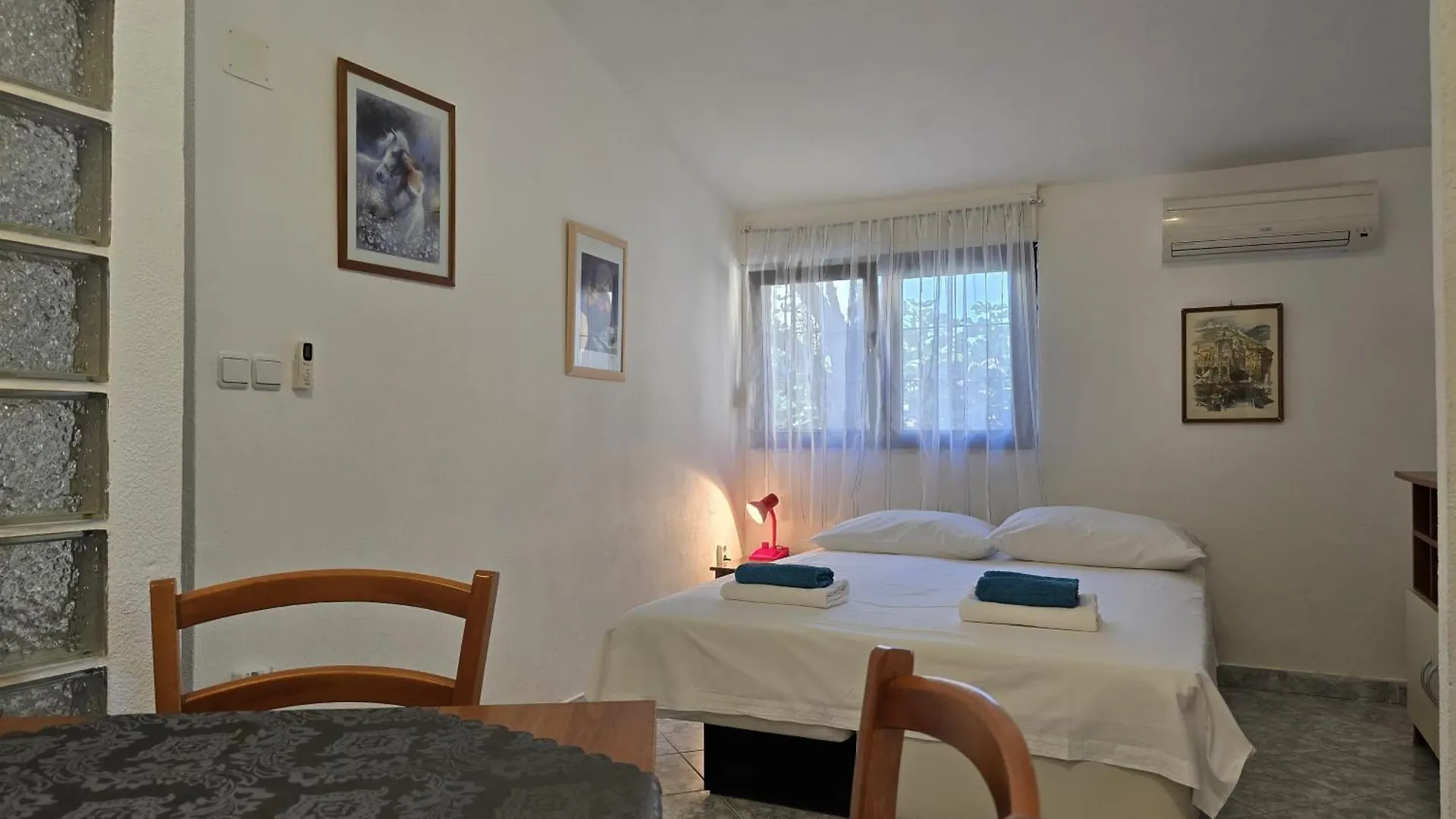 Apartment Holiday House Jakasa Trogir Kroatien